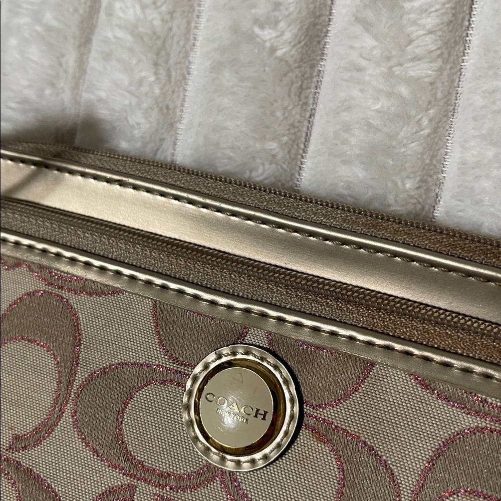 Coach Wristlet - Picture 2 of 10